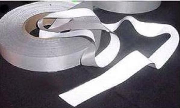 Banda reflectorizanta textila gri argintie de la Rad Print Srl