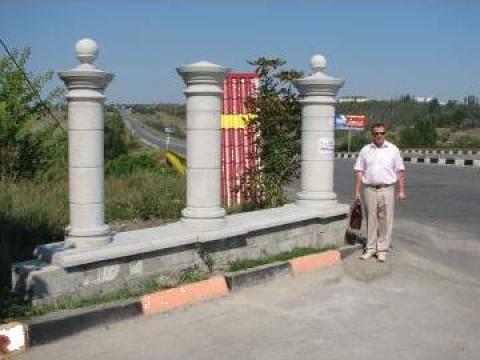 Stalpi din beton decorativi de la Turcanu Si Partenerii