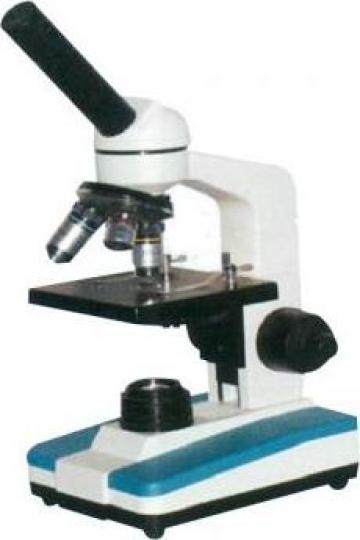 Microscop monocular de la Sc Cassiel International Srl