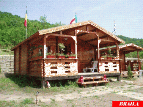 Case din lemn de la Ergio Prod
