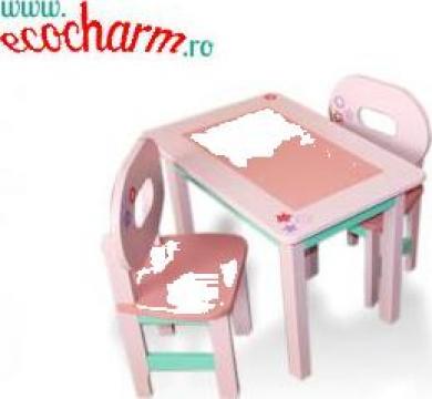 Masa si scaunele pentru copii