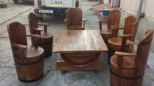 Set masa si scaune din butoi de la PFA Tanase Victor