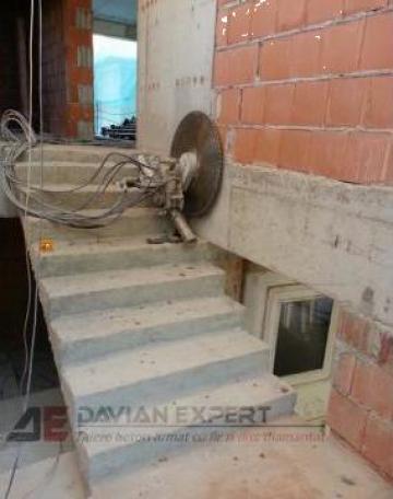 Taiere scari beton de la SC Davian Expert SRL