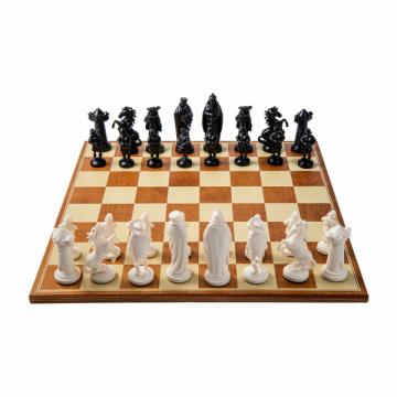 Set sah tematic - Evul Mediu (tabla mare) de la Chess Events Srl