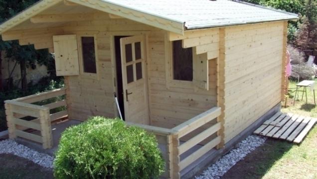 Casa de camping din lemn Sovata de la Korondi Arcso Srl