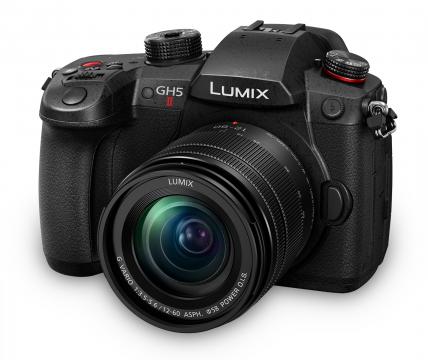 Camera video Panasonic Lumix GH5 II Mirrorless, 12-60mm de la West Buy SRL