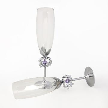 Pahare de sampanie decorate cu cristale Swarovski de la Luxury Concepts Srl