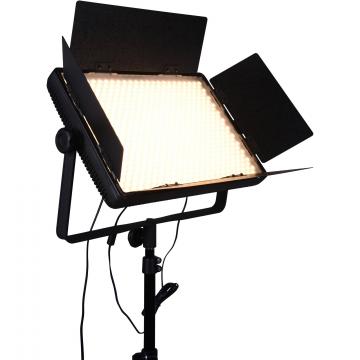 Lampa NanLite 1200CSA Bicolor LED Panel de la West Buy SRL