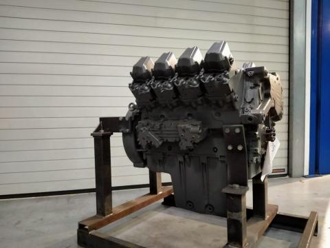 Motor Liebherr D9408-TIE - reconditionat de la Engine Parts Center Srl