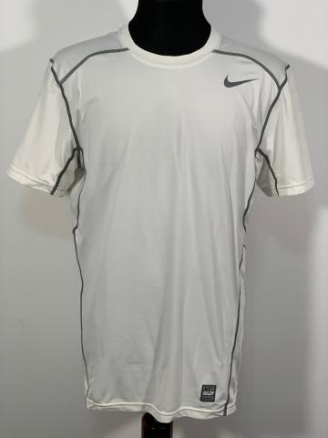 Tricou Nike Pro Combat marimea M barbat