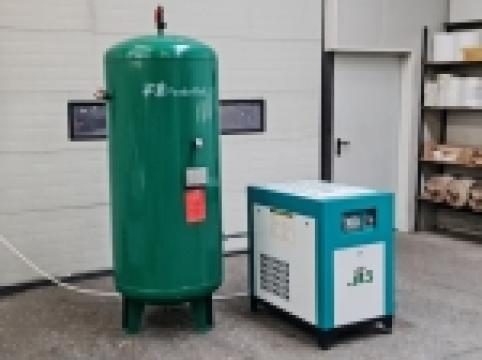 Compresor cu surub JB 10 A de la Kronstadt Papier Technik S.a.