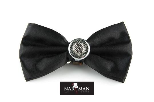 Papion negru 17 de la Narman - Tuxedo