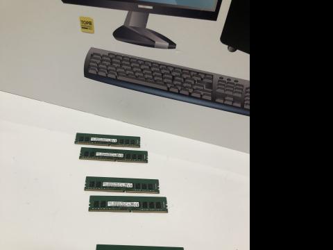 Memorie calculator 32 Gb DDR4 3200 dual chanel Hynix
