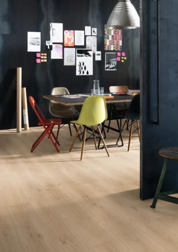 Parchet laminat Egger EL2113 Stejar Pinot nisip 10 mm de la Visaria Design Srl.