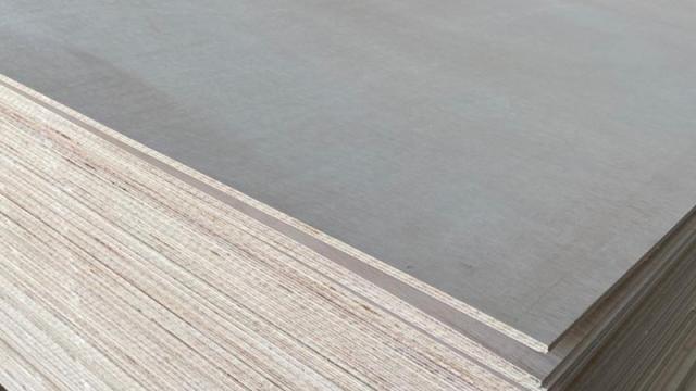 Placaj Albasia BB/CC 10mm 2440x1220mm de la URBANIX SRL