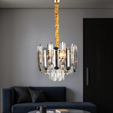 Candelabru cu cristale, 4 surse de lumina, 300 de la PDET Atlantic Distribution Srl