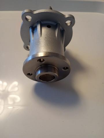 Pompa apa Toyota 4P KT-109A 16120-78007-71 de la Kubo Yanm Industrial Srl