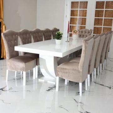 Masa alba cu 12 scaune crem din catifea de la European Med Prod