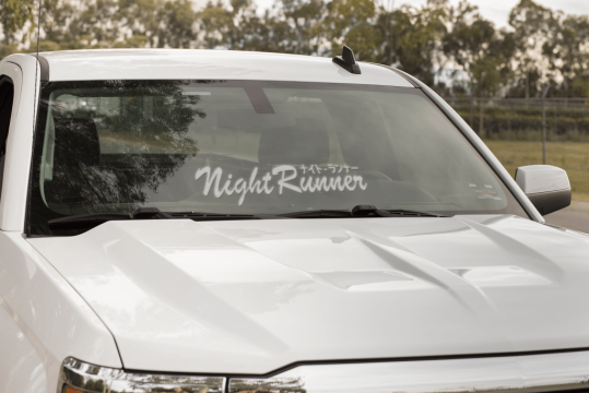 Sticker auto parbriz - Night runners de la Elvis Fit Enterprises Srl