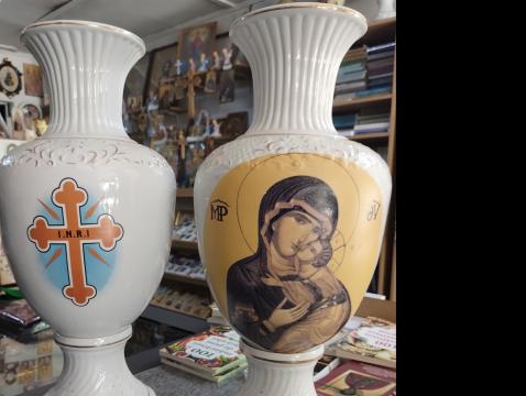 Vaza decor religios Ani