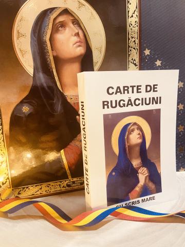 Carte de rugaciuni cu scris mare de la Candela Criscom Srl.