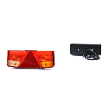 Lampa multifunctionala spate dreapta Led / bec 1032 W137P de la Auto Care Store Srl