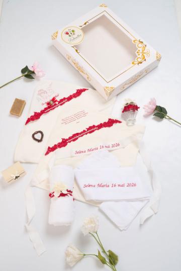 Trusou botez fetite - rosu de la Andreeatex