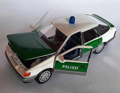 Macheta Ford Scorpio Polizei , white green de la Hobbyplanet Romania