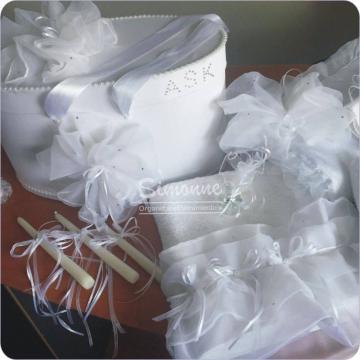 Set trusou si cutie botez Lux