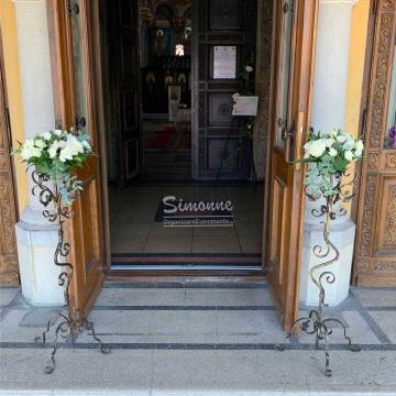Stalp din fier forjat cu aranjament floral Boem de la Simonne