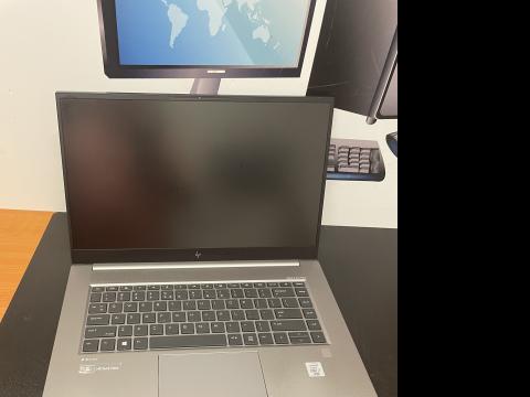 Laptop HP Mobile Workstation Zbook Studio G7, I7 / 32 Gb de la Fan Pc Servicii Srl